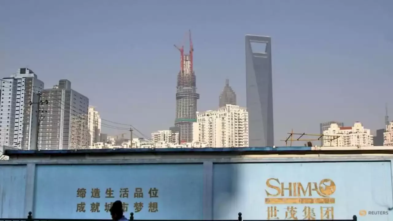 China's Shimao says it has no deal to sell Shanghai plaza, shares slump