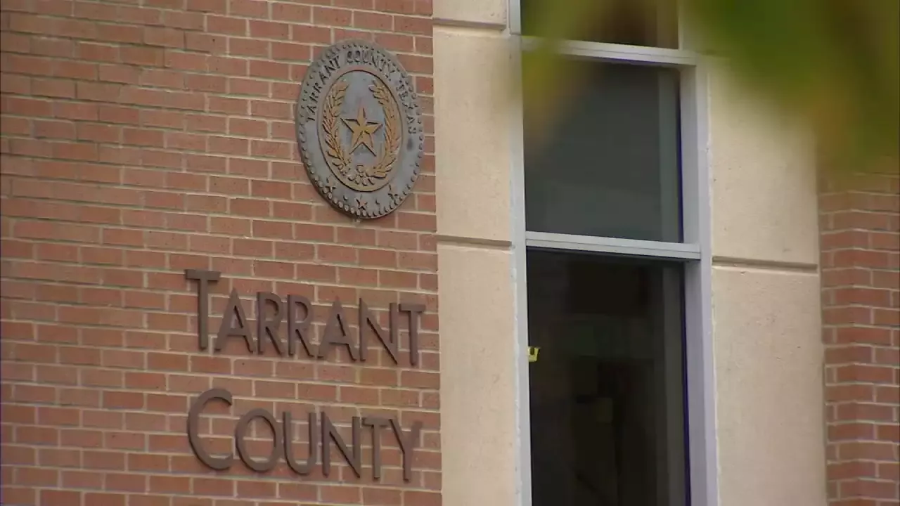 Tarrant County brings down COVID-19 sick pay from 10 days to 5 days