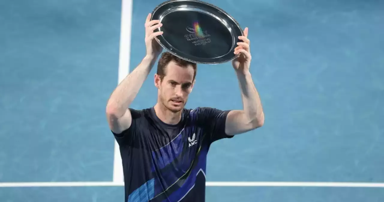 Red-hot Karatsev downs Murray to win Sydney title