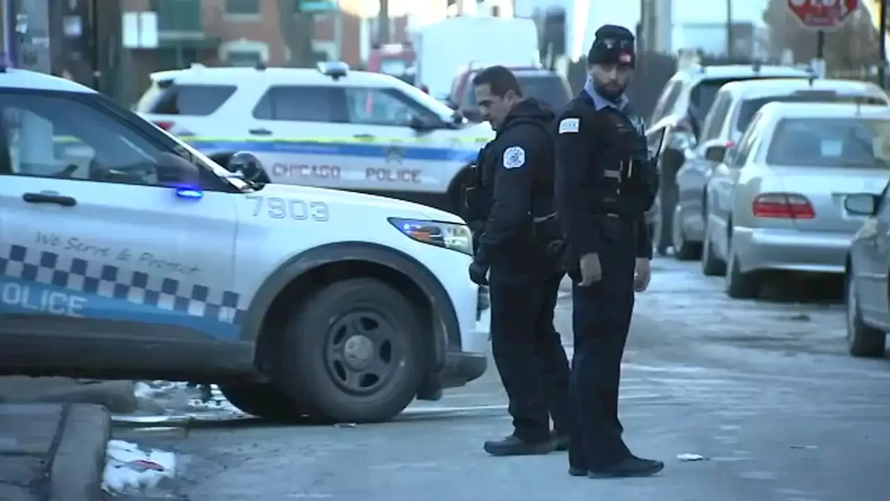 Teenage boy, 15, critically wounded in Noble Square shooting, Chicago police say