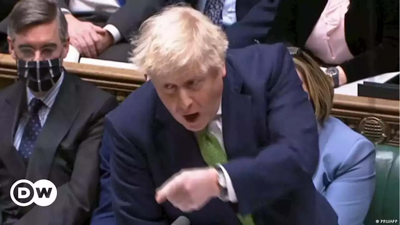 Boris Johnson kämpft um sein politisches Überleben | DW | 19.01.2022