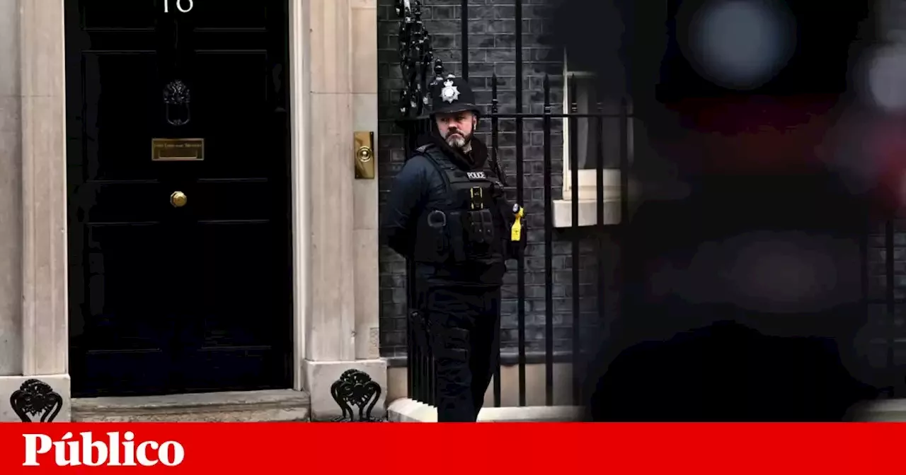 Polícia britânica chamada a intervir na guerra civil do Partido Conservador