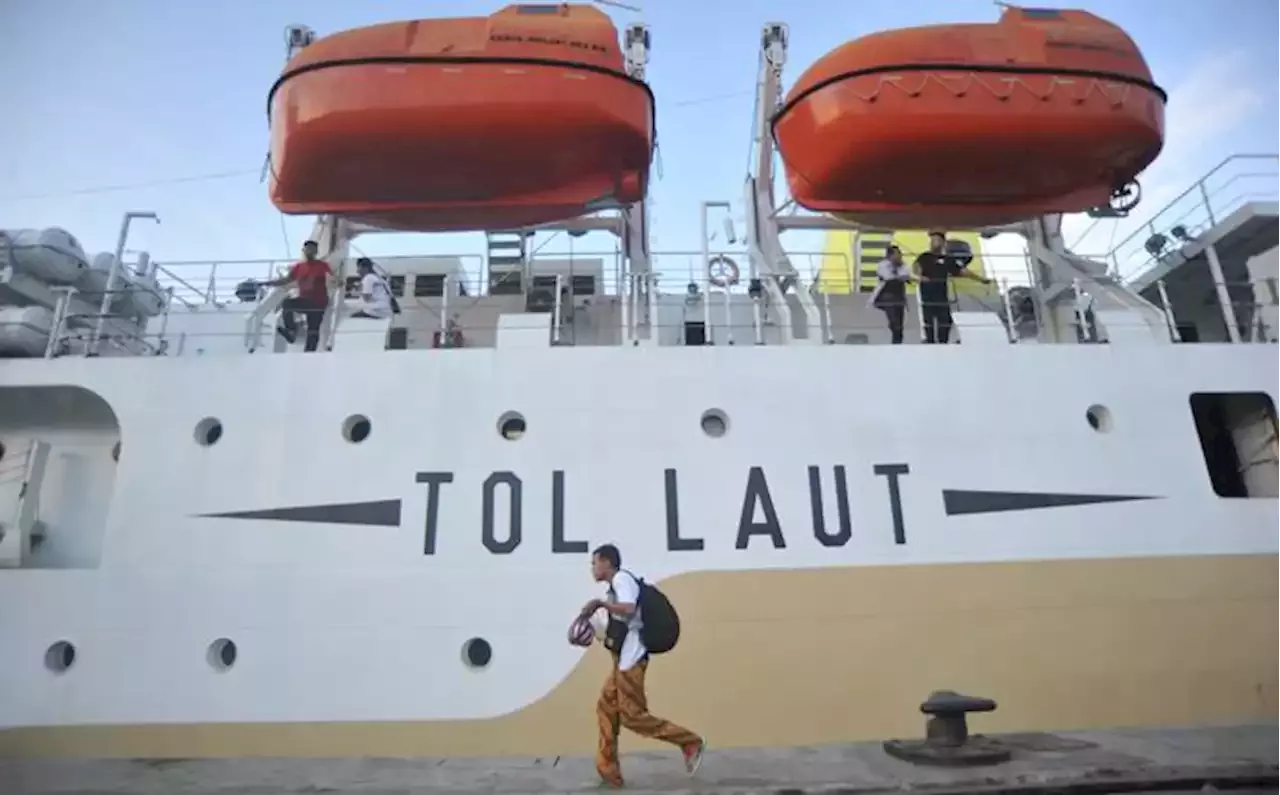 Kapal Muatan 1.300 Ton Resmi Layani Rute Tol Laut di Maluku Utara | Ekonomi - Bisnis.com