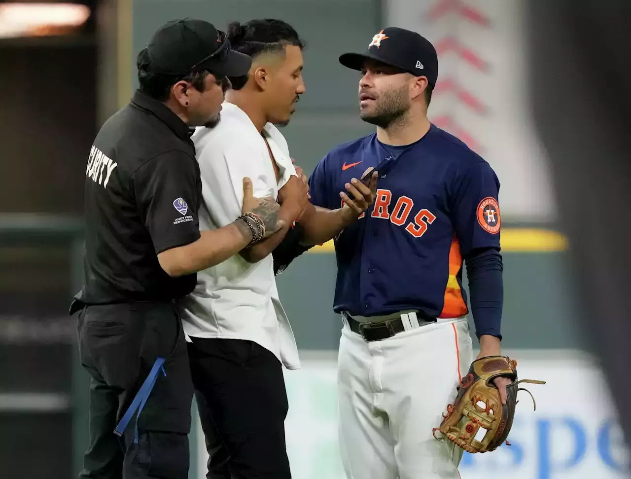 Jose Altuve, Astros Shrug Off the Seattle Mariners' Lame Intimidation  Attempts — Fake Bully Ball?