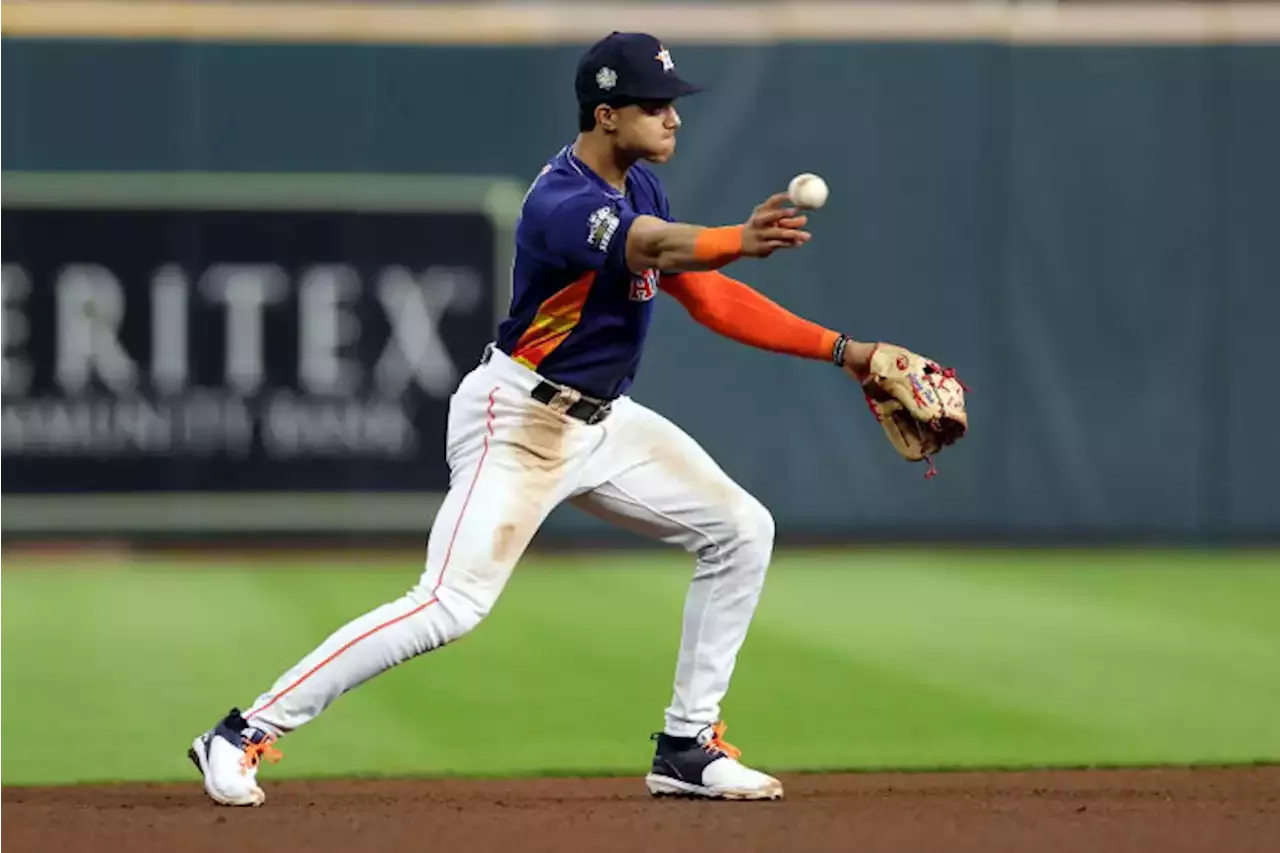 2022 Golden Glove Awards: Houston Astros' Jeremy Peña, Kyle Tucker named  finalists