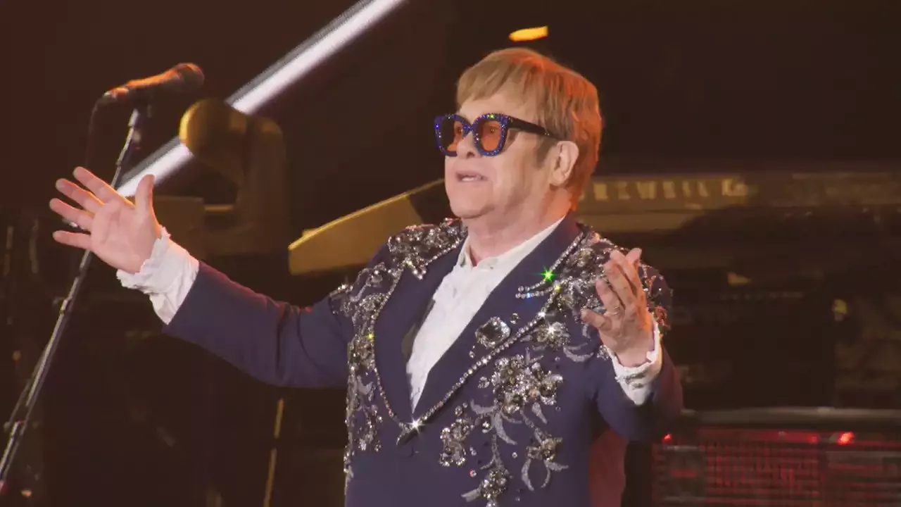 Elton John Takes Final Bow at Dodger Stadium With Dua Lipa, Brandi Carlile,  Fireworks – The Hollywood Reporter
