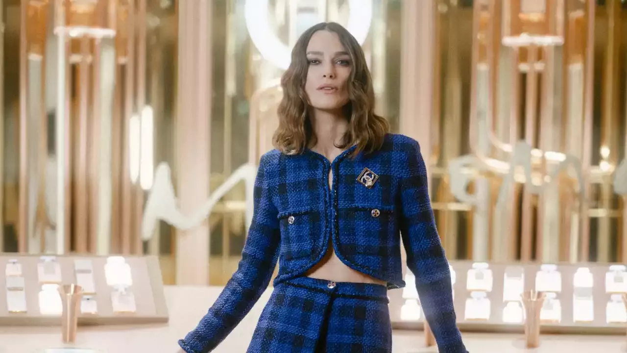Keira Knightley's Version Of A Crop Top Is Classic Chanel