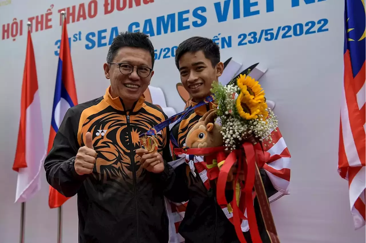 https://headtopics.com/my/sea-games-concern-grows-over-national-contingent-s-medal-standings-in-hanoi-26545822