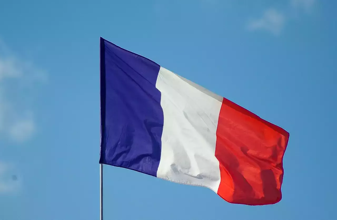 Елисейский дворец объявил новых глав МИД и Минобороны Франции