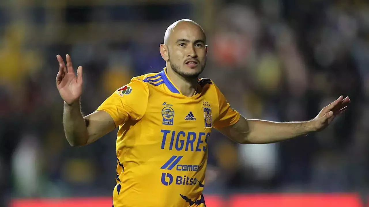 Carlos González deja a los Tigres para fichar con Toluca