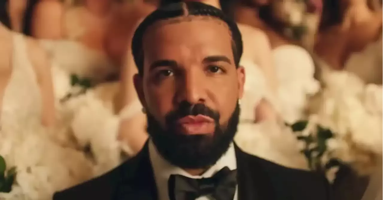 Drake Hits the Nightclub