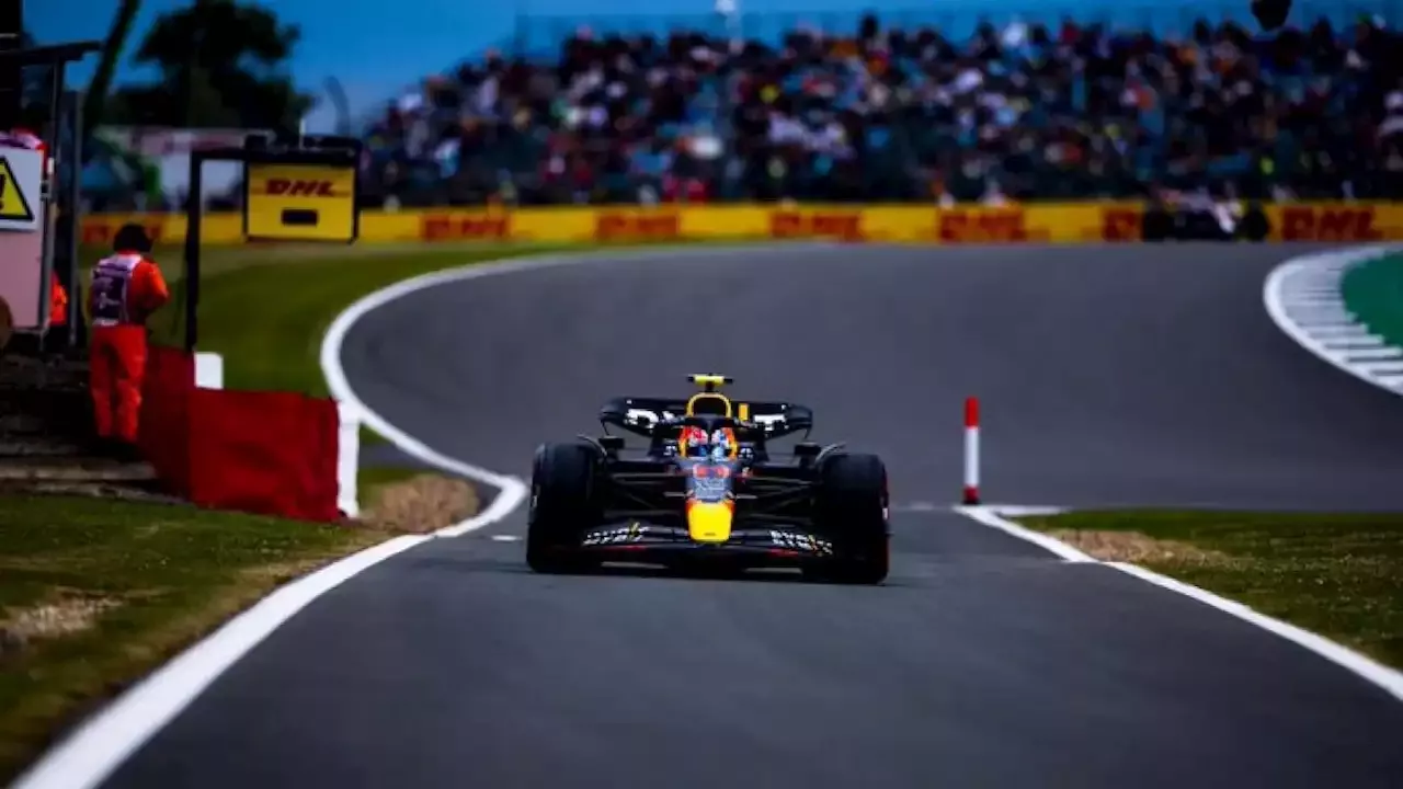 F1: Asesor de Red Bull revela lo que tiene que hacer Checo para ser campeón mundial
