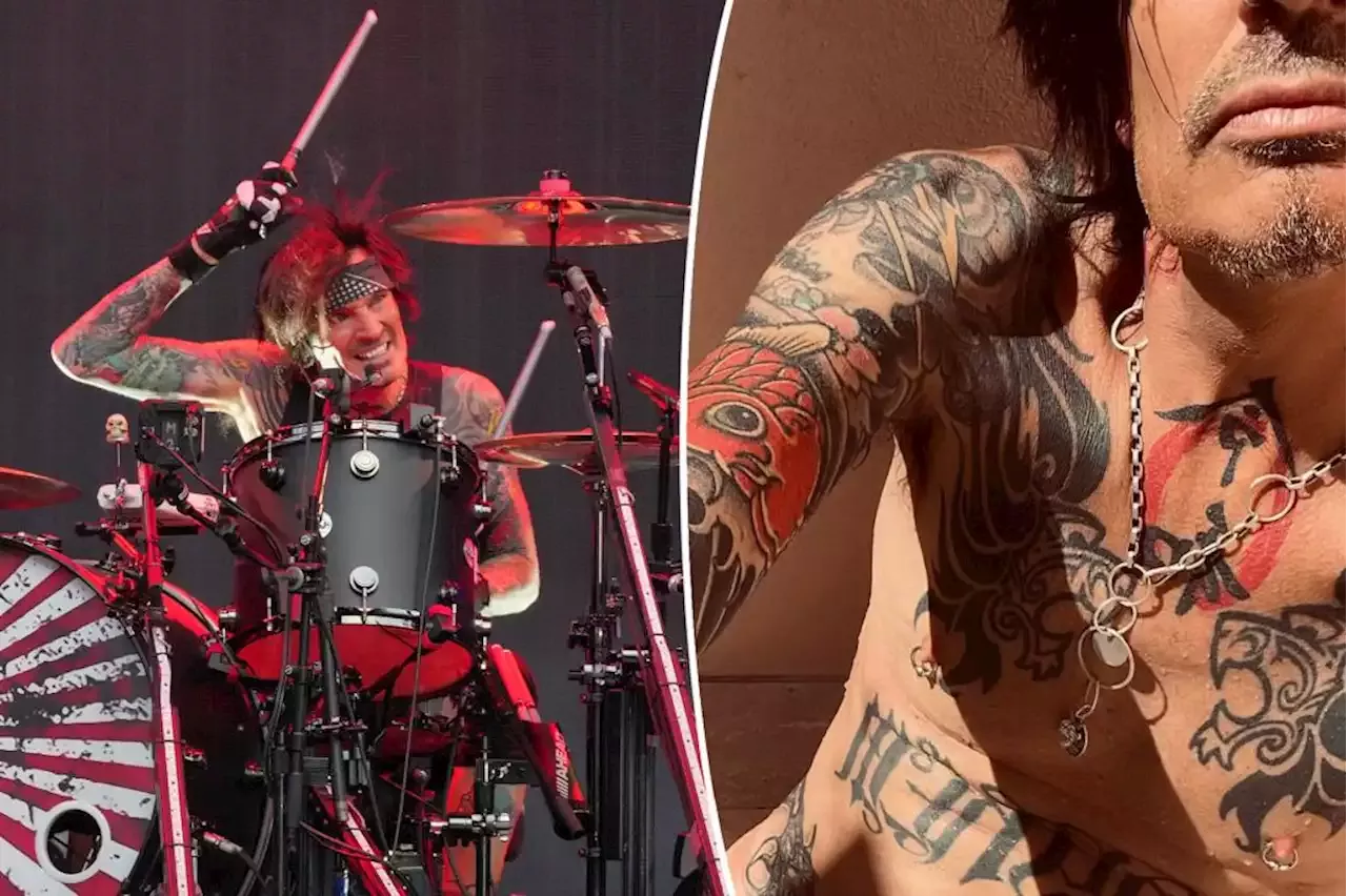 Mötley Crüe's Tommy Lee posts full-frontal nude photo: 'Ooooopppsss'