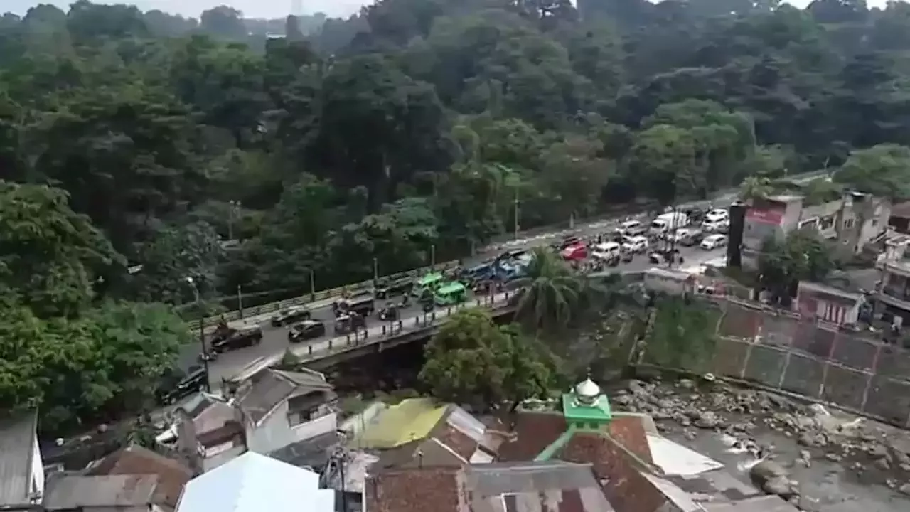 Imbas Pembangunan Jembatan, Jalan Otista <a href='https://www.westjavatoday.com/tag/kota-bogor'>Kota Bogor</a> Ditutup 8 Bulan