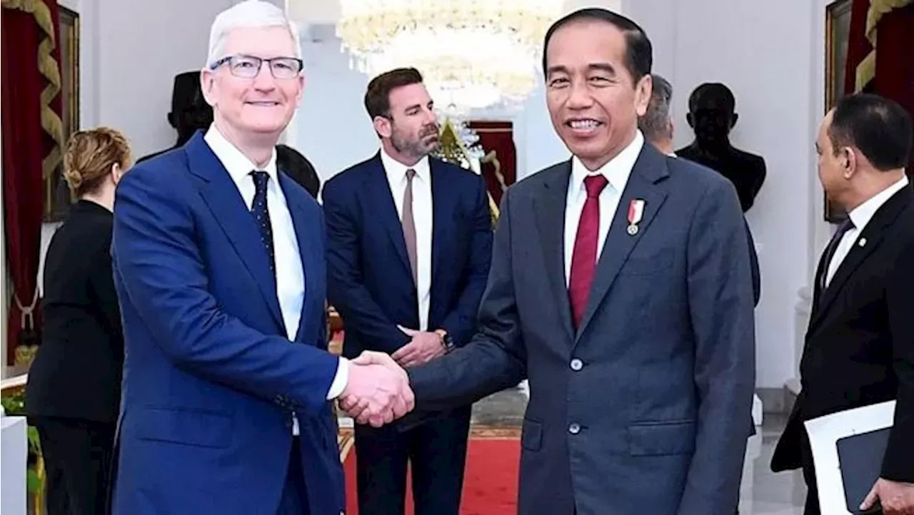Ceo Apple Ketemu Jokowi: Jokowi Minta CEO Apple Tim Cook Bangun Pabrik di RI | Ceo Apple Tim Cook | Head Topics